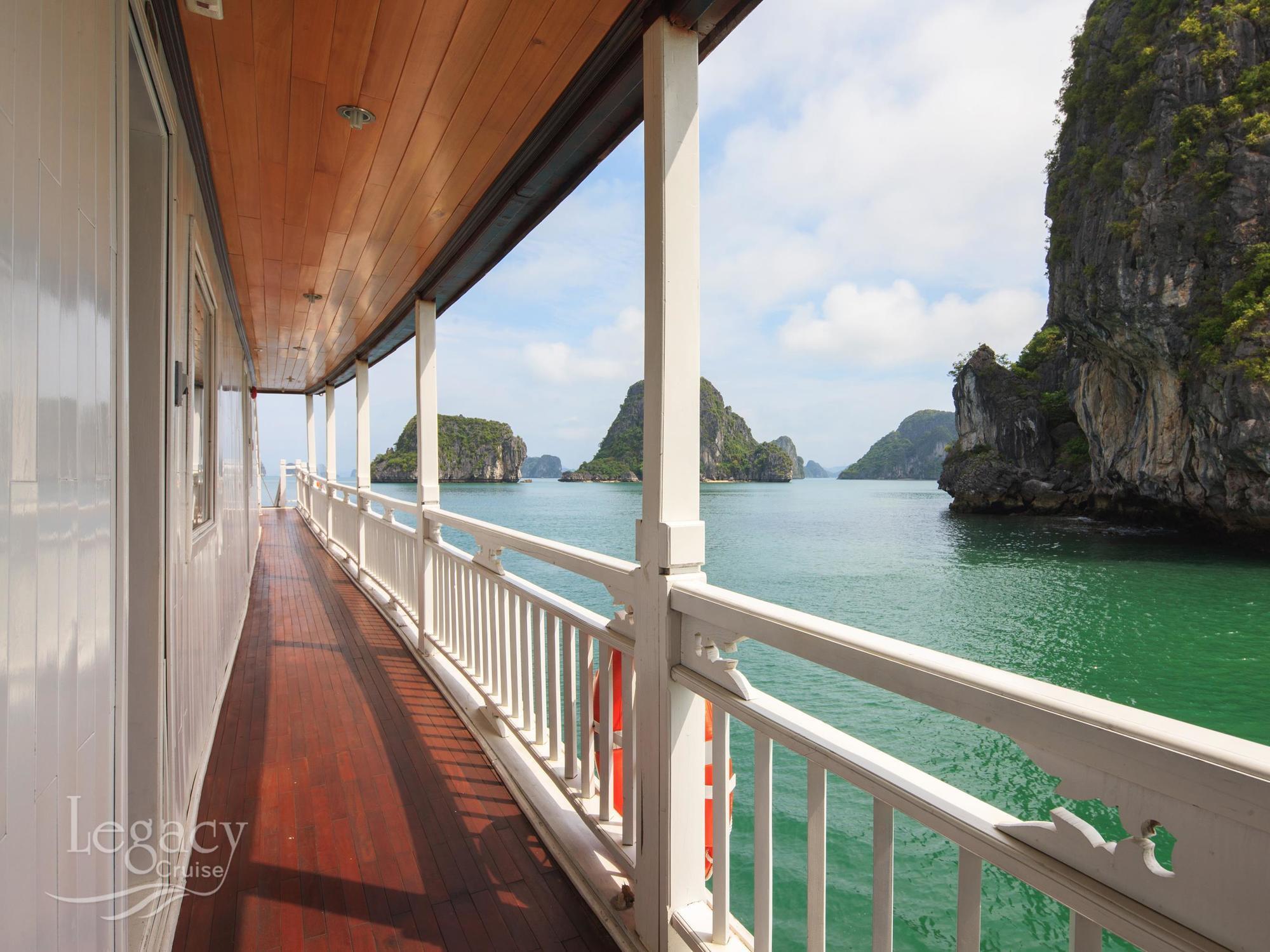 Halong Legacy Cruise Ha Long Exterior photo