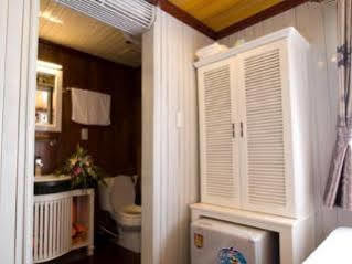 Halong Legacy Cruise Ha Long Exterior photo